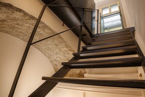 Apartment, Terrasse | 1 Schlafzimmer, kostenloses WLAN