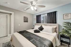 2 bedrooms, iron/ironing board, WiFi, bed sheets