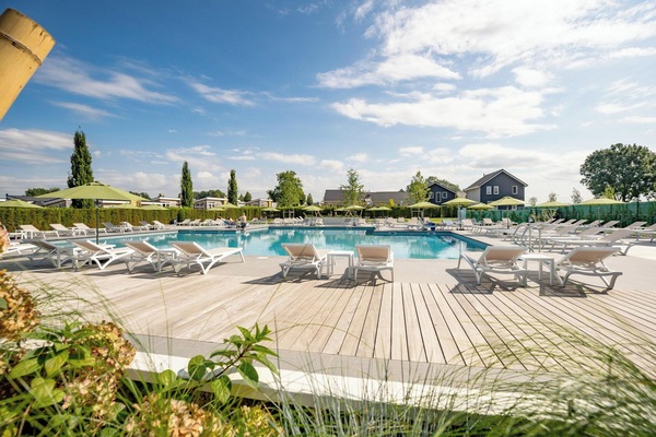 House | Pool