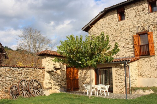 Le Murier" village house for 6 people