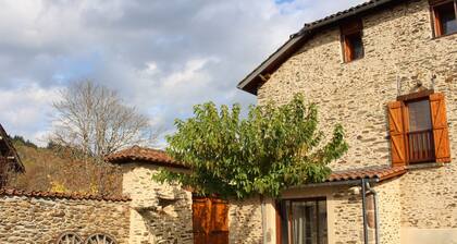 Le Murier" village house for 6 people