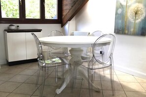 تناول الطعام