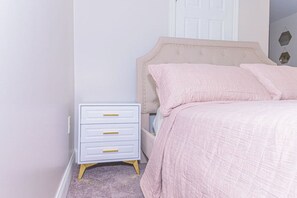 1 quarto, ferros/tábuas de passar roupa, Wi-Fi, roupa de cama