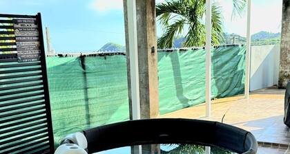 Charming 3-bedroom house with WiFi, AC in beautiful Patillas
