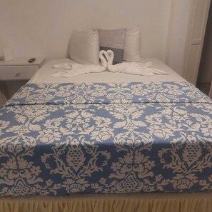 1 bedroom, iron/ironing board, WiFi