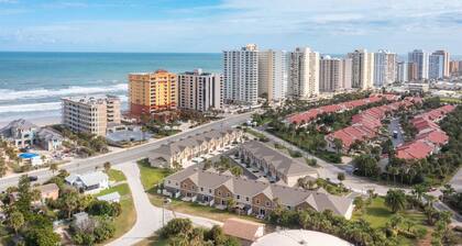 Luxury Beach House | OCEAN VIEW | Game Room | 3 BR