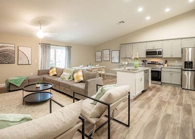 OCEAN VIEW | 6 bedrooms, Game rooms, Parking, AC