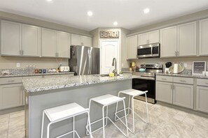 Fridge, microwave, oven, stovetop - Coastal Paradise Walk 2 Beach-Game Rm, Parking, AC (Daytona Beach Shores)