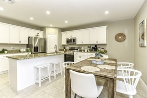 Fridge, microwave, stovetop, dishwasher - 6 BEDROOMs, Walk to Beach, Game Room, Parking, AC (Daytona Beach Shores)