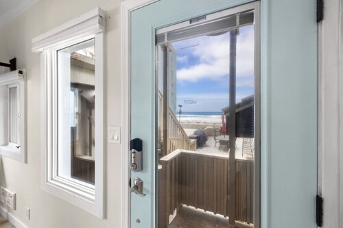 On Boardwalk, Ocean View, Parking, Hear The Waves