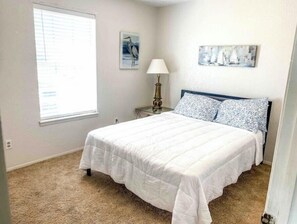 3 bedrooms, WiFi, bed sheets - ★Clean&Spacious★ 3BR/2.5BA ★Near TTU/UMC/CNTRL LBK (Lubbock)
