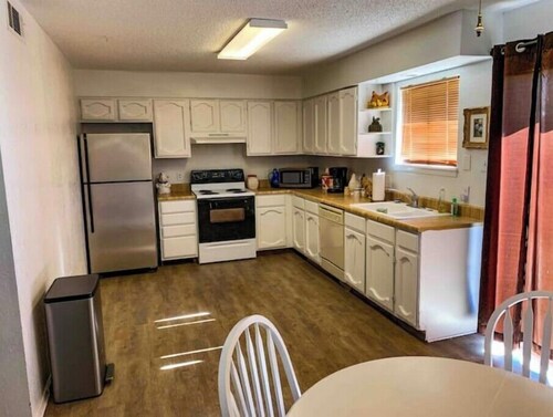 ★Clean&Spacious★ 3BR/2.5BA ★Near TTU/UMC/CNTRL LBK