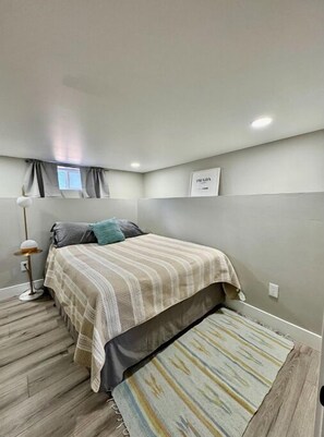 1 chambre, bureau, Wi-Fi gratuit, draps fournis