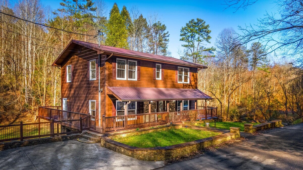 Photo 68 of Hot Tub ✩ Firepit ✩ Game Room ✩ 10 mins to Gatlinburg