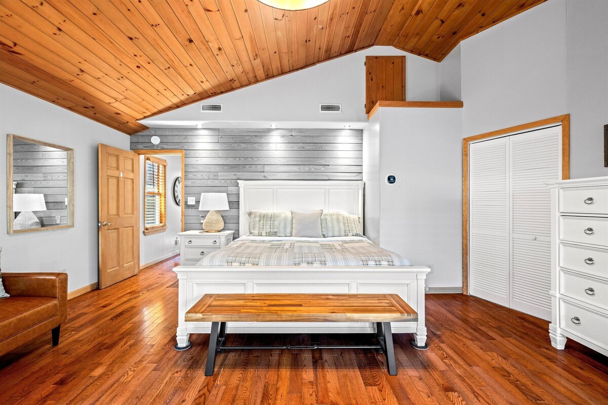 Photo 41 of Hot Tub ✩ Firepit ✩ Game Room ✩ 10 mins to Gatlinburg