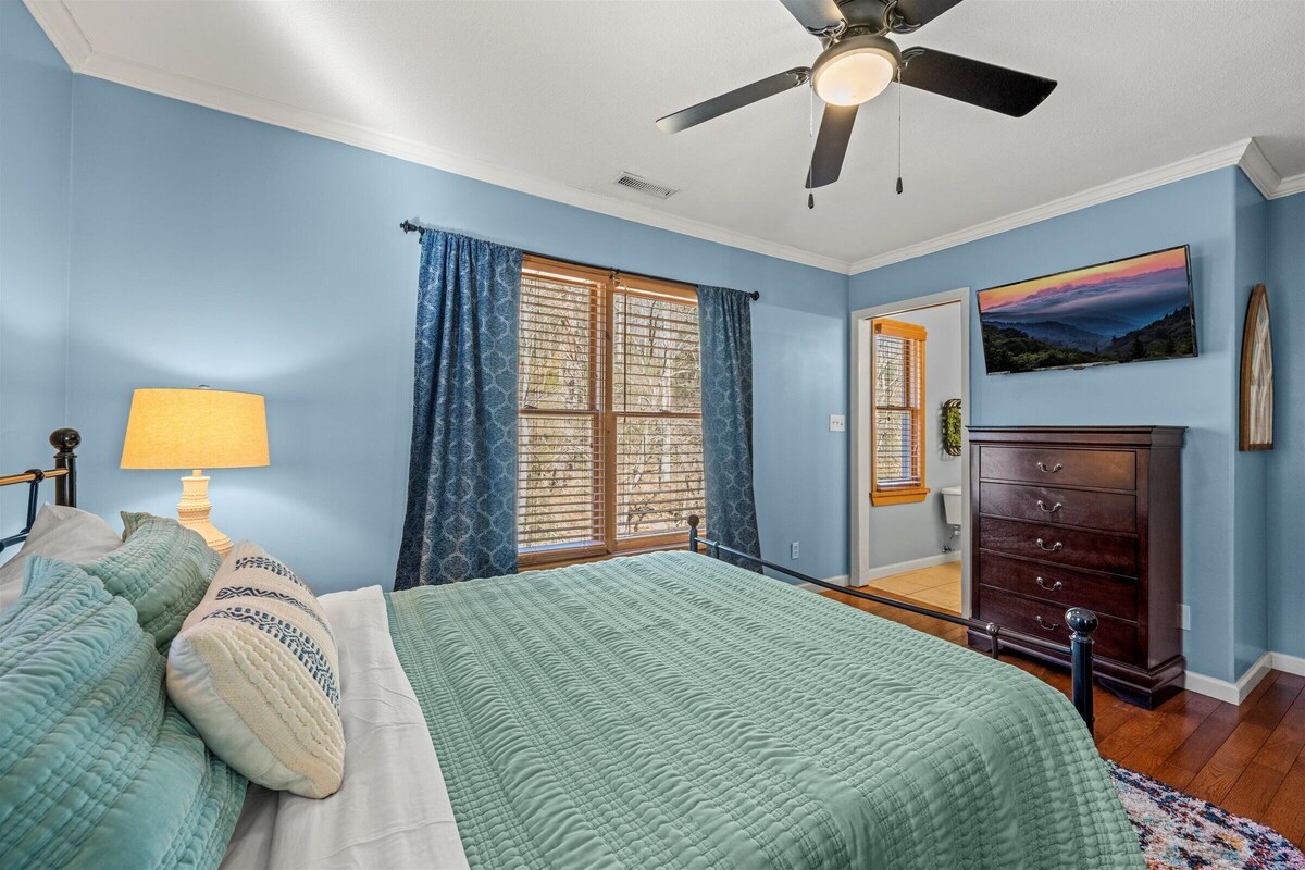 Photo 62 of Hot Tub ✩ Firepit ✩ Game Room ✩ 10 mins to Gatlinburg