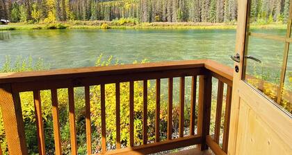Black Bear, Black Bear Lakefront Cabin