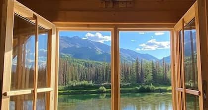 Black Bear, Black Bear Lakefront Cabin