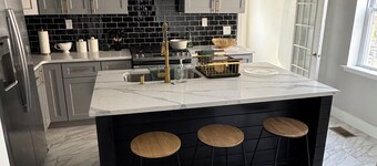 Stylish, Family Friendly Collingdale Home, Near Philly, Fireplace, Parking, WiFi