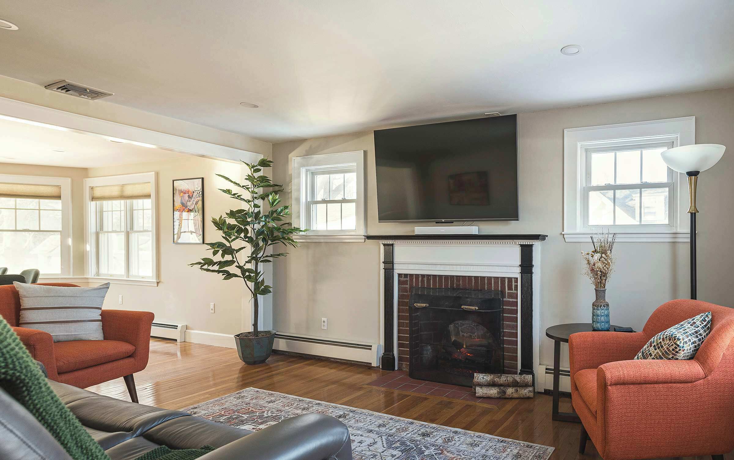 Télévision, espaces bureaux