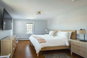 3 soverom, strykejern/-brett, reiseseng for barn og wi-fi