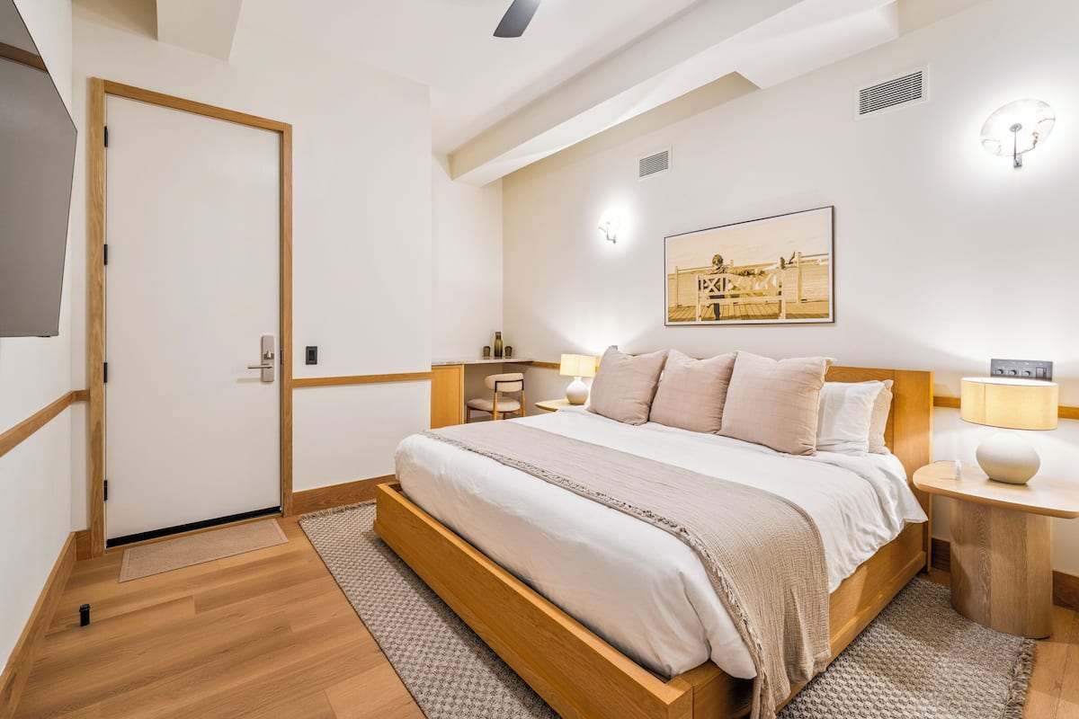 Chambre Standard, pas de fenêtre (King Hideaway)
