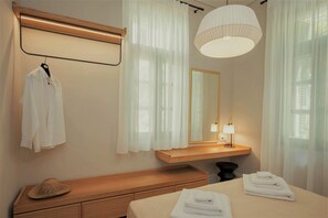3 slaapkamers, een strijkplank/strijkijzer, wifi, beddengoed