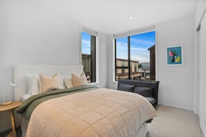 4 chambres, fer et planche à repasser, Wi-Fi, draps fournis