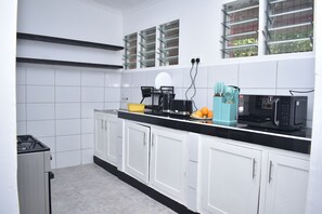 Mikrowelle, Ofen, Herdplatte