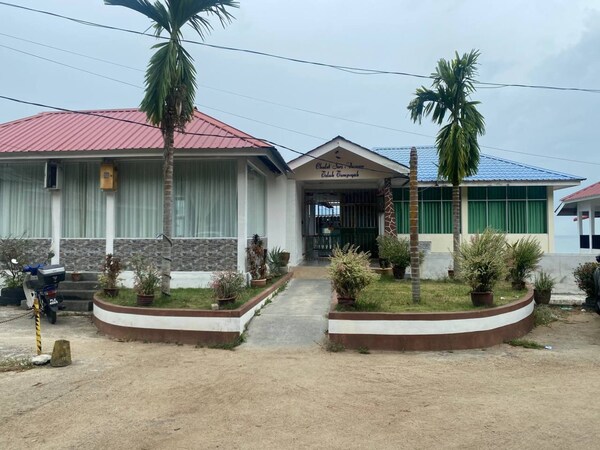 Capital O 91118 Chalet Seri Idaman - Penang Eiland