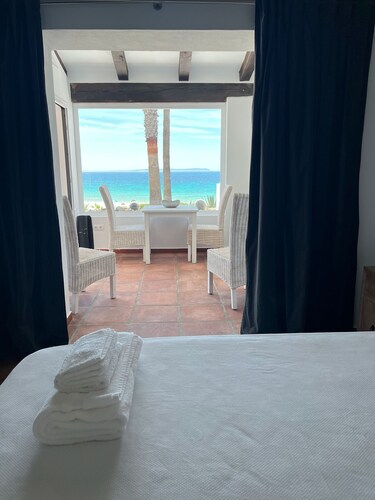 LA MARITIMA, YOUR IDEAL BEACHFRONT HOME