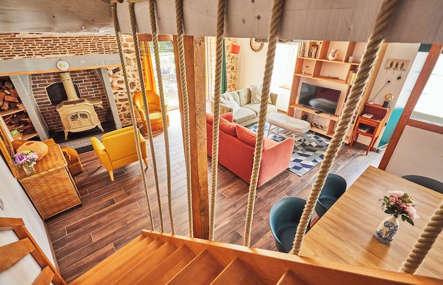 Complete Non-smoking Gîte For 11 People With Jacuzzi And Enclosed Garden - Loire