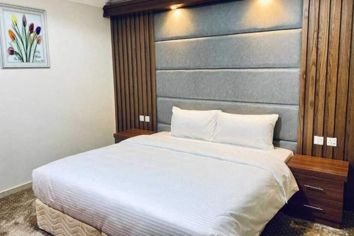 Family Studio Suite | 1 bedroom, Egyptian cotton sheets, premium bedding, down duvets
