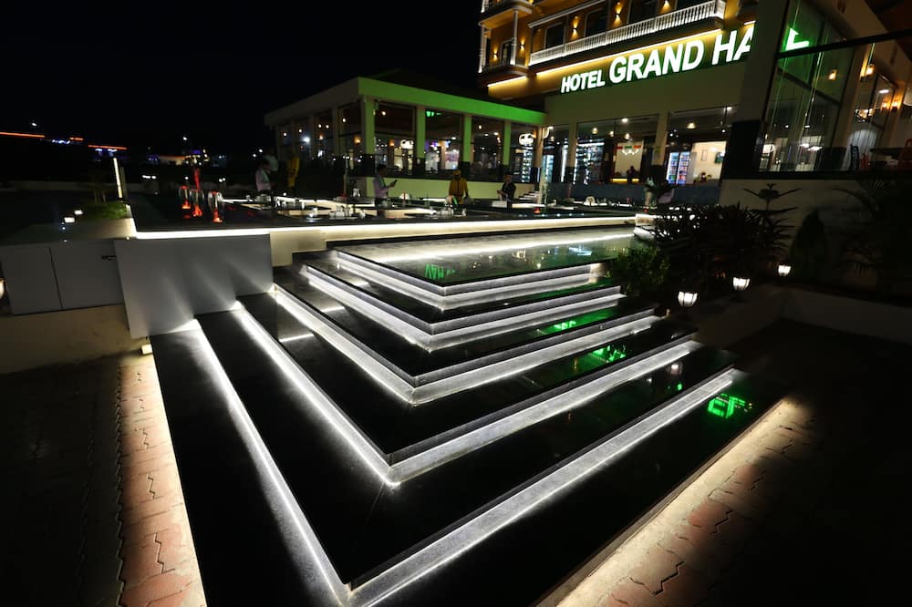 HOTEL GRAND HAVELI - Ambewadi
