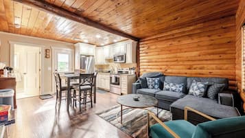 TV connectée, jeux vidéo, livres