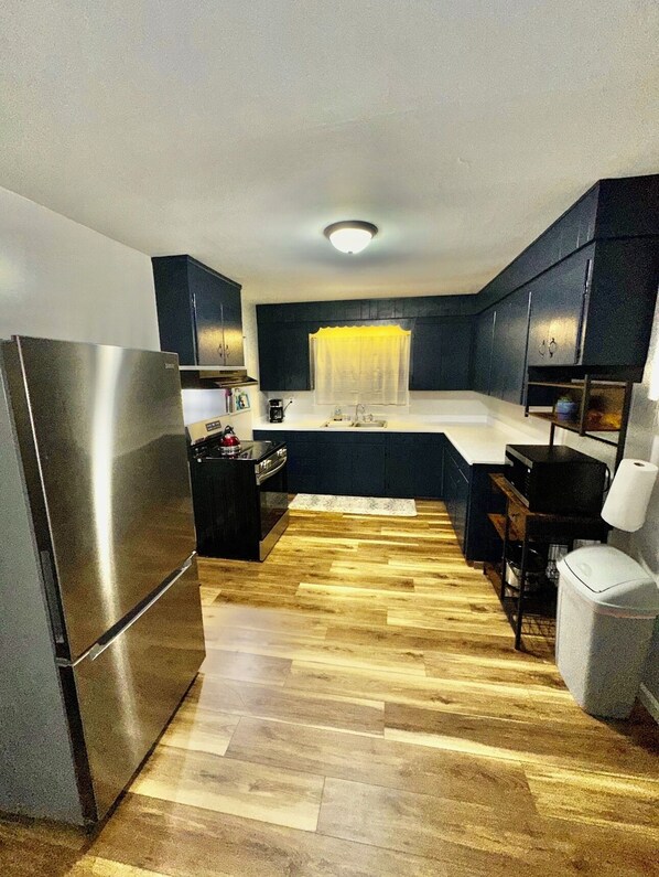 Fridge, microwave, oven, stovetop - Beautiful Cass Lake house with bungalow just minutes from casino and Bemidji!! (Cass Lake)