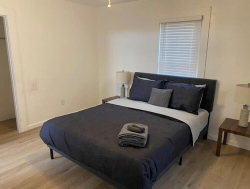 Clean & Cozy  3 BR/1 BA  Walkable to Texas Tech