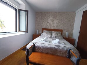 3 Schlafzimmer, Bügeleisen/Bügelbrett, WLAN, Bettwäsche