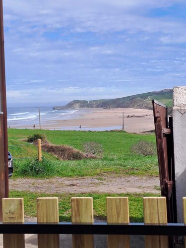 3-bedroom townhome in awesome San Vicente de la Barquera with WiFi