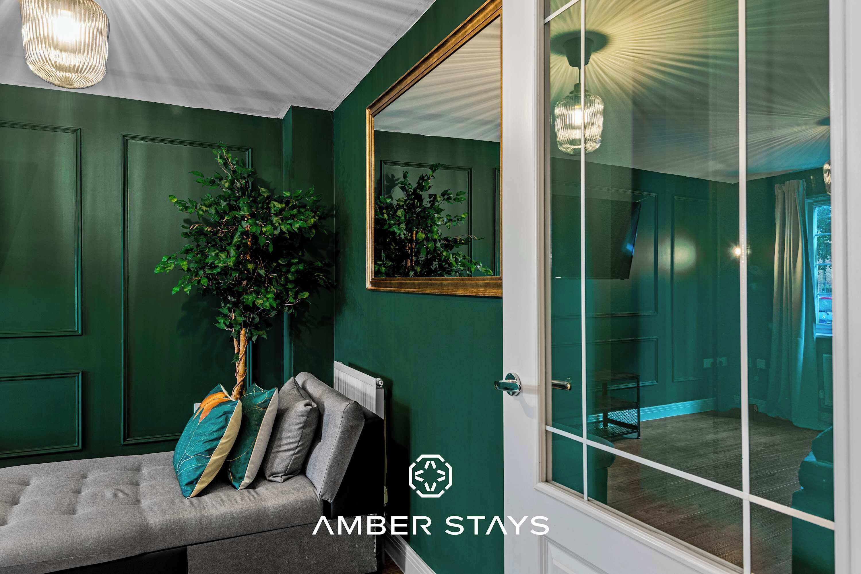 5 chambres, fer et planche à repasser, lit parapluie, Wi-Fi