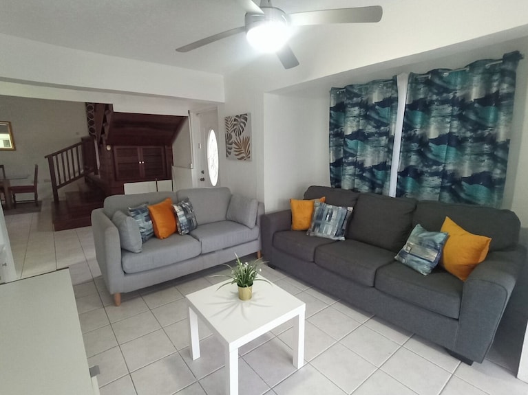 Rodney Bay Luxuries - 4 Bedroom - Villa At Rodney Bay - Santa Lucía