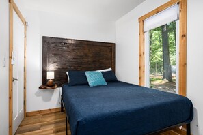 3 多间卧室、办公桌、免费 WiFi、床单