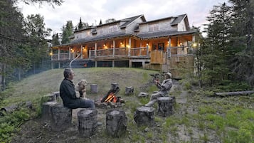 Chalet BIGFOOT Spa | 3 makuuhuonetta, äänieristys, ilmainen Wi-Fi, vuodevaatteet