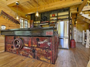 Chalet WAPITI Spa | Private kitchen | Fridge, microwave, oven, stovetop - Les Chalets de Môh  (La Malbaie)