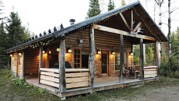 Chalet WOODY | 3 bedrooms, soundproofing, free WiFi, bed sheets