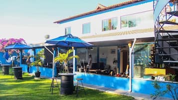 Fachada da propriedade