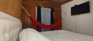 2 quartos, Wi-Fi de cortesia, roupa de cama