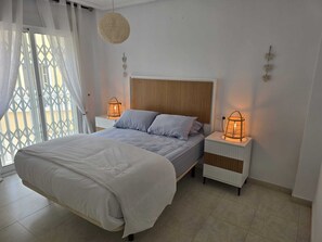 2 chambres, fer et planche à repasser, Wi-Fi gratuit