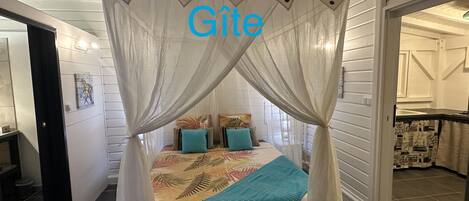 1 bedroom, WiFi, bed sheets