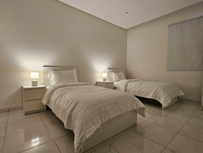 2 bedrooms, iron/ironing board, free WiFi, bed sheets - 2-bedroom apartment in fabulous Riyadh with WiFi, AC, free parking in quiet area (Riyadh)